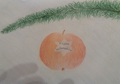 Apfel am Weihnachtsbaum